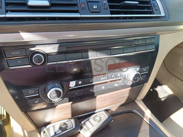 BMW 740 d · Ano 2010