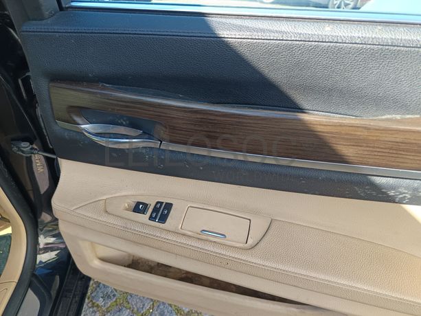 BMW 740 d · Ano 2010
