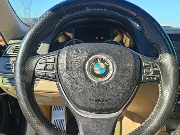 BMW 740 d · Ano 2010