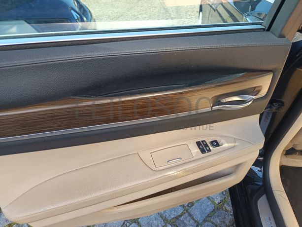 BMW 740 d · Ano 2010
