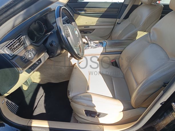 BMW 740 d · Ano 2010