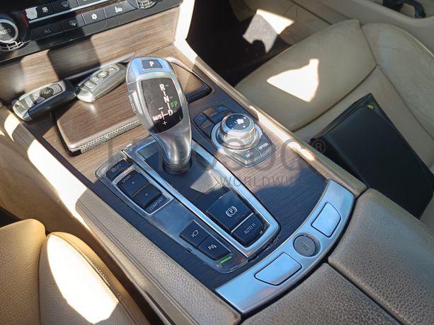 BMW 740 d · Ano 2010