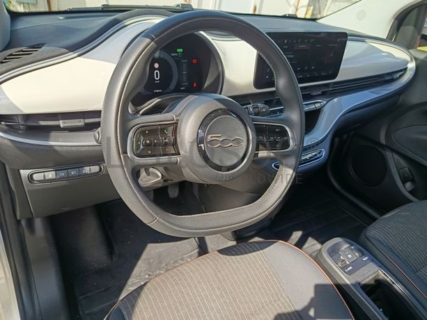 Fiat 500 · Ano 2022