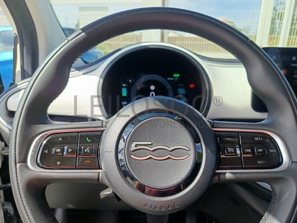 Fiat 500 · Ano 2022