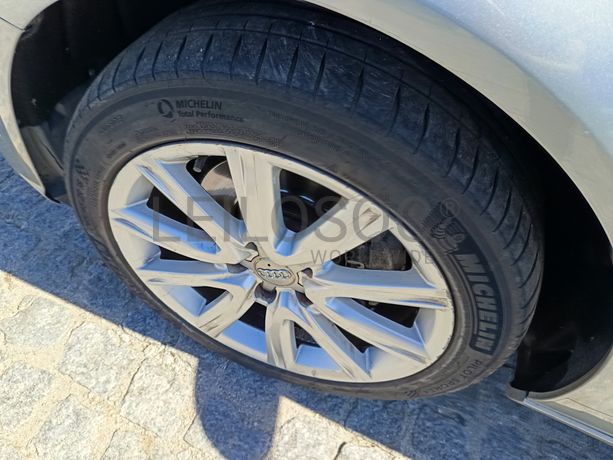Audi A6 2.0 TDI · Ano 2011