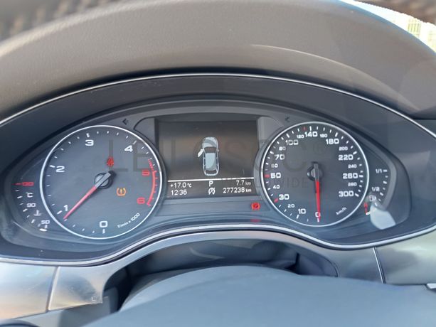 Audi A6 2.0 TDI · Ano 2011