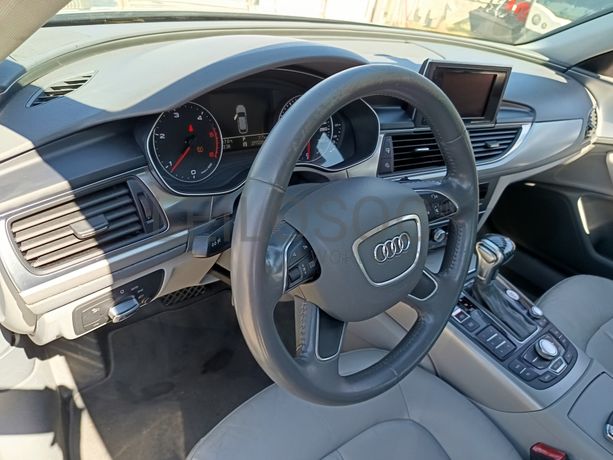 Audi A6 2.0 TDI · Ano 2011