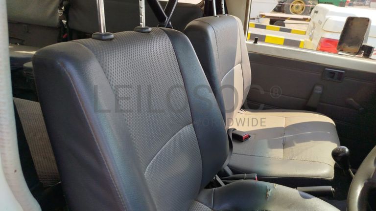 Toyota Land Cruiser 2,98m - 2015