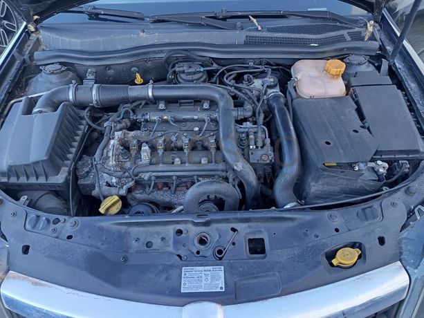 Opel Astra GTC · Ano 2008