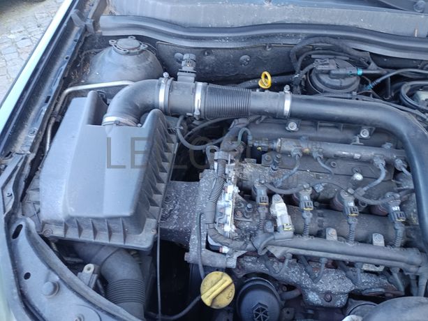 Opel Astra GTC · Ano 2008