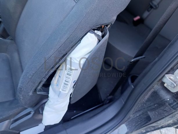 Opel Astra GTC · Ano 2008