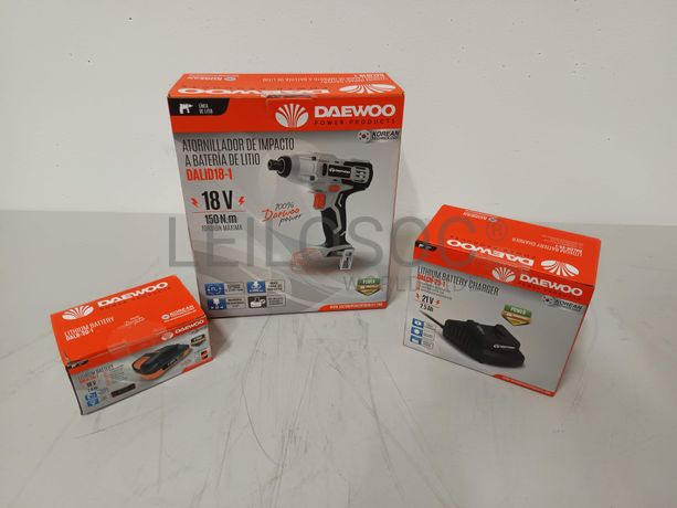 Fotografia de mobiliário: Aparafusadora de impacto Daewoo