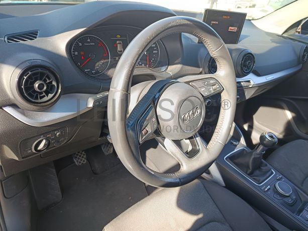 Audi Q2 · Ano 2017