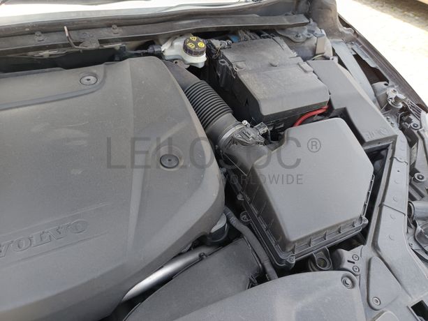 Volvo V40 · Ano 2016