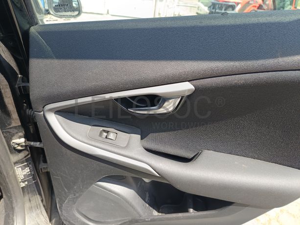 Volvo V40 · Ano 2016