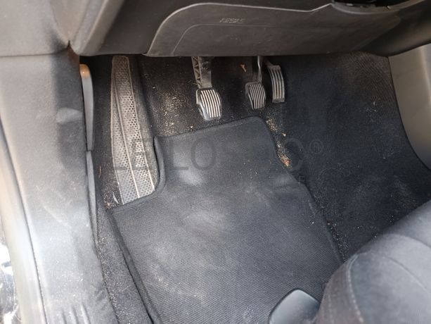 Volvo V40 · Ano 2016