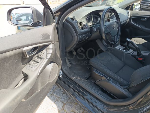 Volvo V40 · Ano 2016