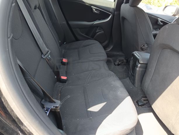 Volvo V40 · Ano 2016