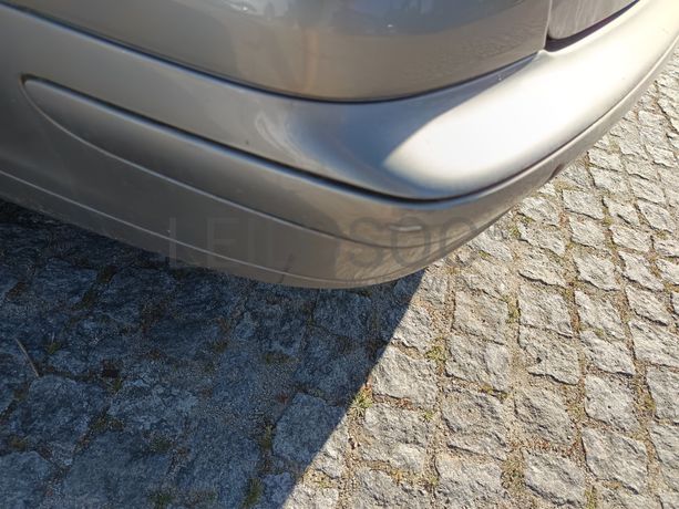 Mercedes-Benz C220 CDI · Ano 2003