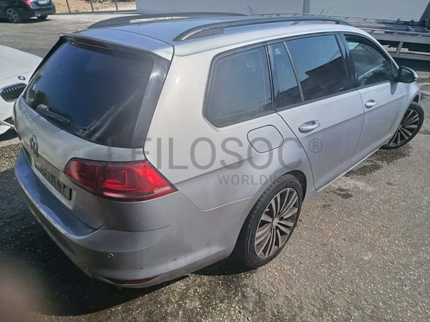 Volkswagen Golf V 1.6 TDI · Ano 2014