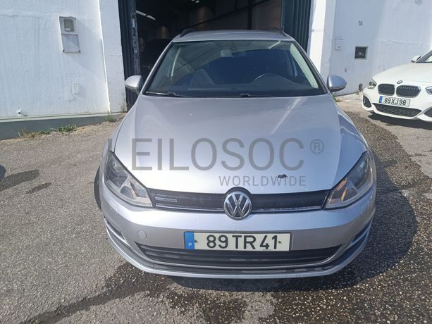 Volkswagen Golf V 1.6 TDI · Ano 2014