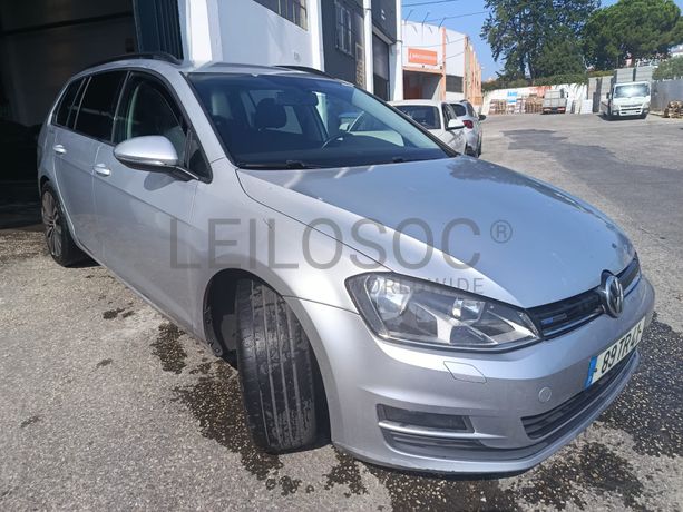 Volkswagen Golf V 1.6 TDI · Ano 2014