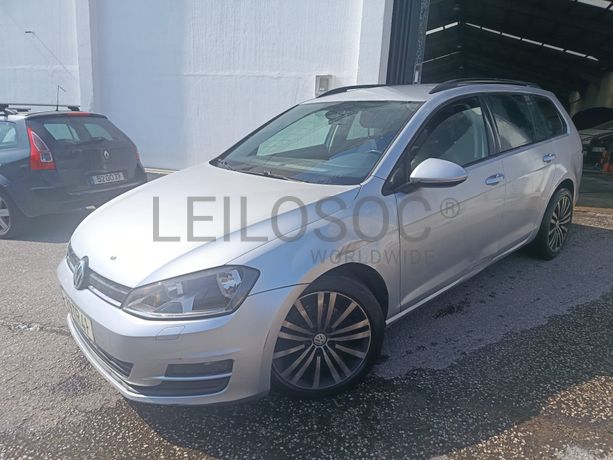 Volkswagen Golf V 1.6 TDI · Ano 2014