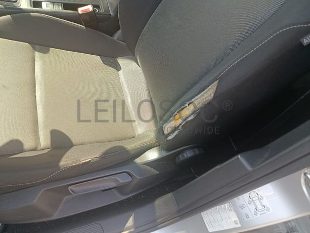 Volkswagen Golf V 1.6 TDI · Ano 2014