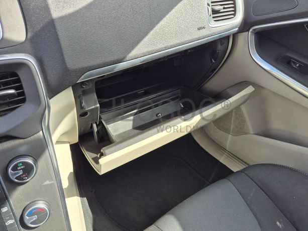 Volvo V40 · Ano 2016