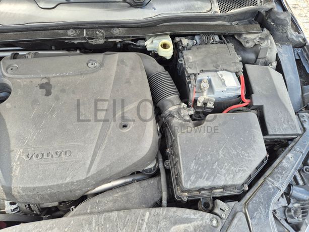 Volvo V40 · Ano 2016