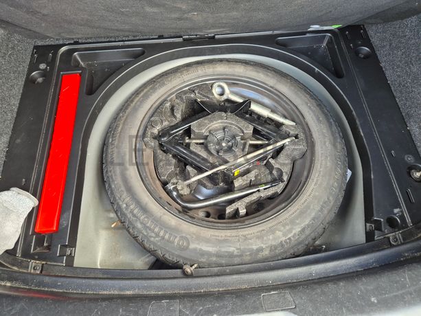 Volvo V40 · Ano 2016