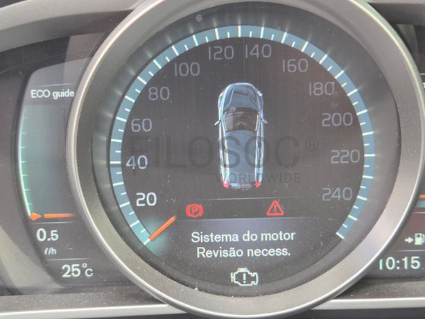 Volvo V40 · Ano 2016