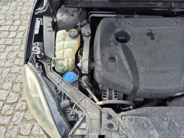 Volvo V40 · Ano 2016