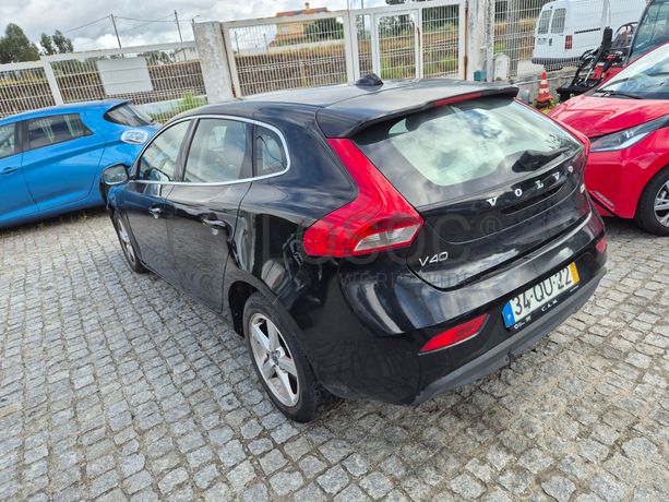 Volvo V40 · Ano 2016