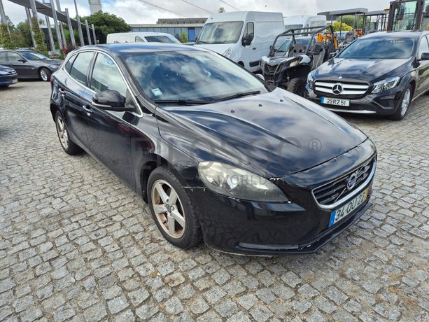 Volvo V40 · Ano 2016