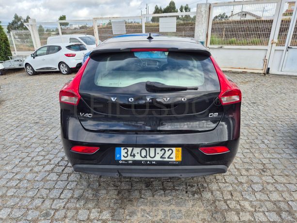 Volvo V40 · Ano 2016