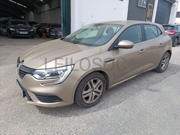 Fotografia de veículo: Renault Mégane · Ano 2019