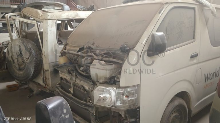 TOYOTA HIACE (Luanda)