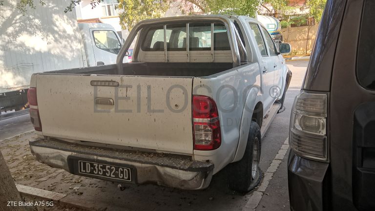 TOYOTA HILLUX (Luanda)
