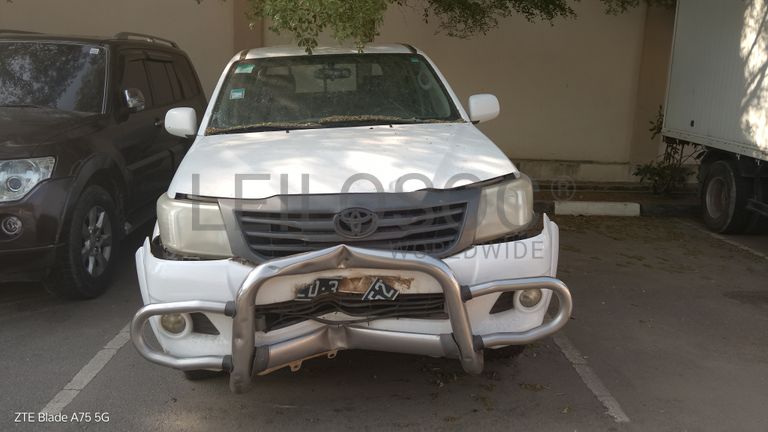 TOYOTA HILLUX (Luanda)