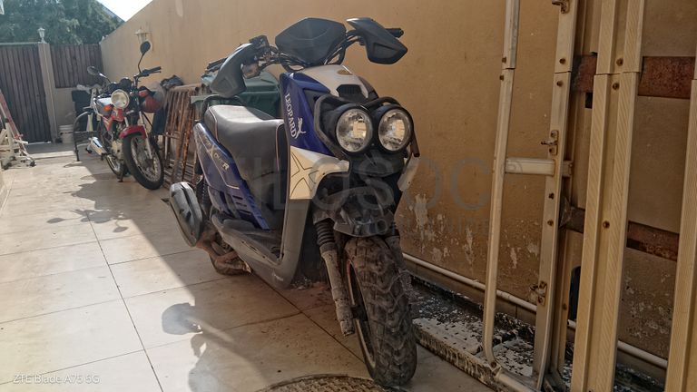 2 Motociclos Yamaha e Leopard