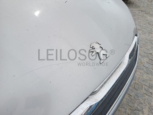 Peugeot 308 · Ano 2014