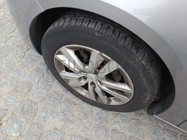Peugeot 308 · Ano 2014