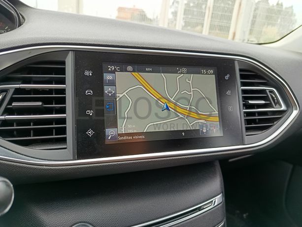 Peugeot 308 · Ano 2014