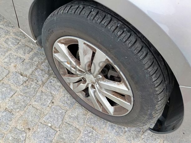 Peugeot 308 · Ano 2014