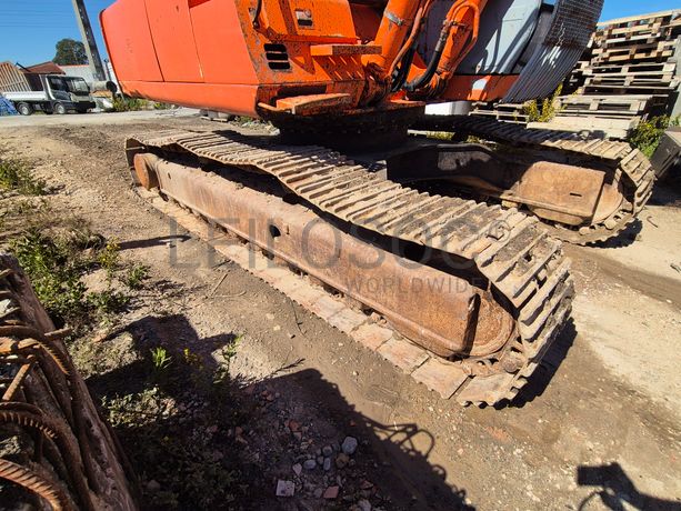 Escavadora Hitachi · Ano 2002