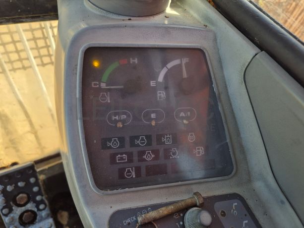 Escavadora Hitachi · Ano 2002