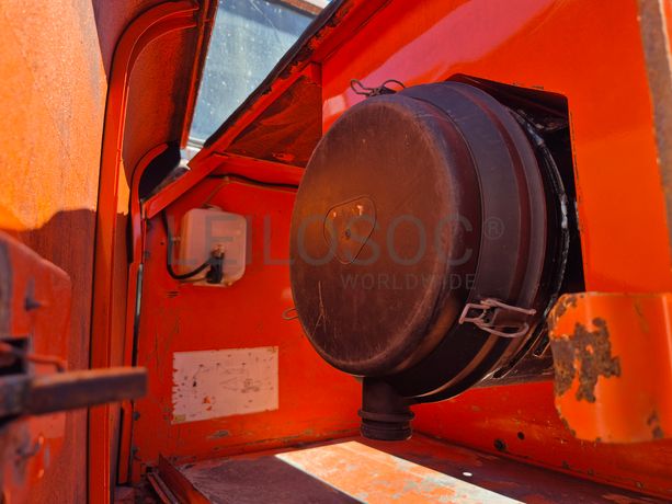 Escavadora Hitachi · Ano 2002