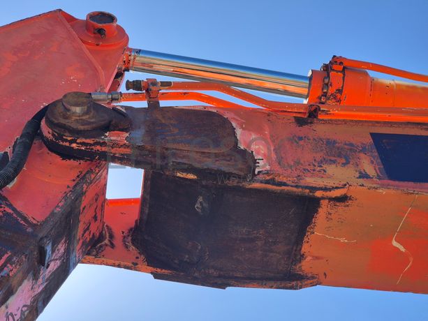 Escavadora Hitachi · Ano 2002