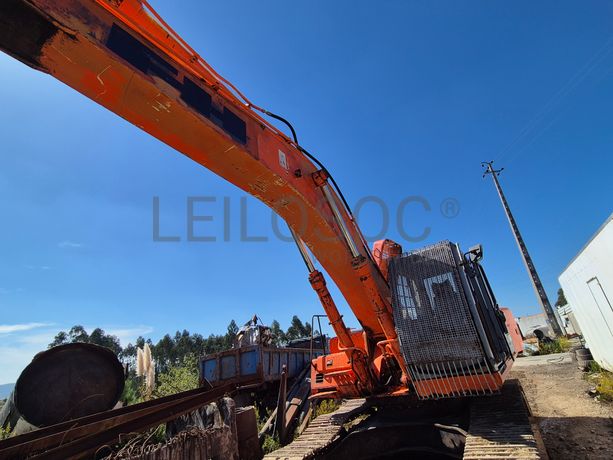 Escavadora Hitachi · Ano 2002
